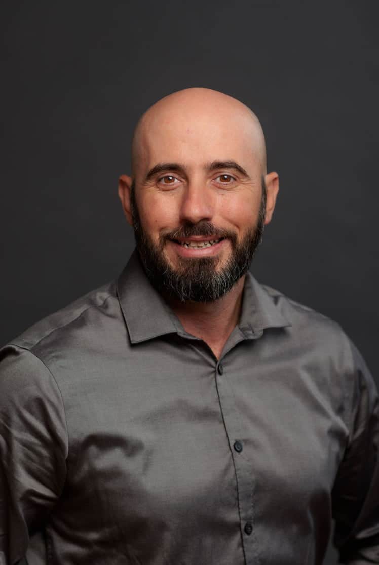 groffjulius-about-team-bennie-hobbs